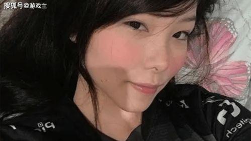 2017最新在线国产自拍 m,光影交织，情感共鸣